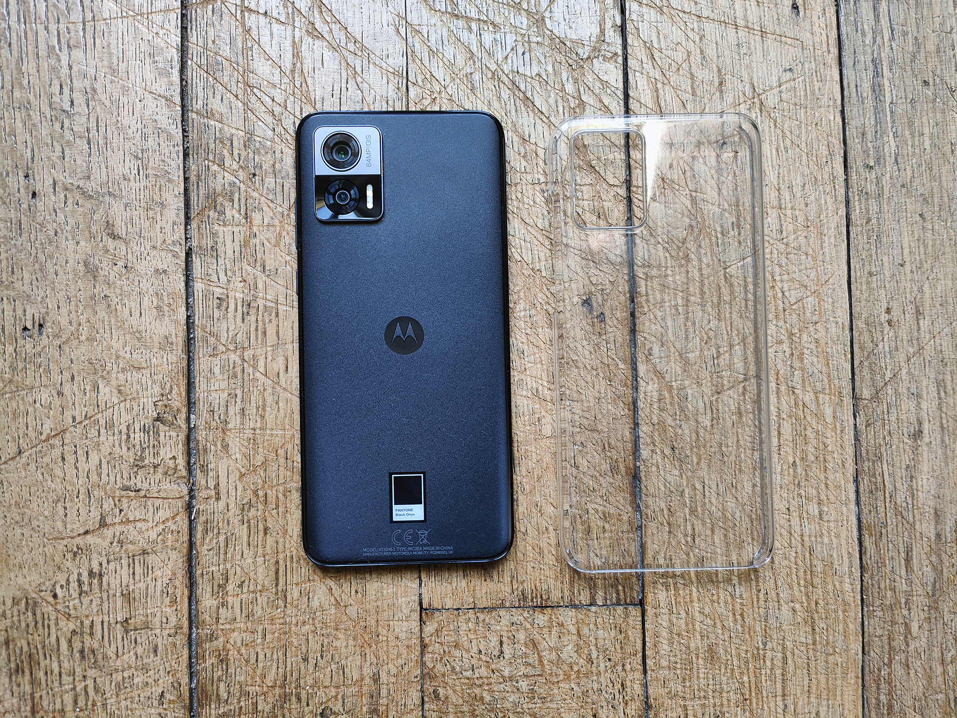 Test Labo du Motorola Edge 30 Neo un milieu de gamme très convaincant