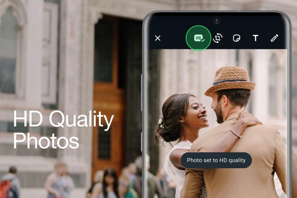 WhatsApp change d époque et permet enfin l envoi de photos et de vidéos