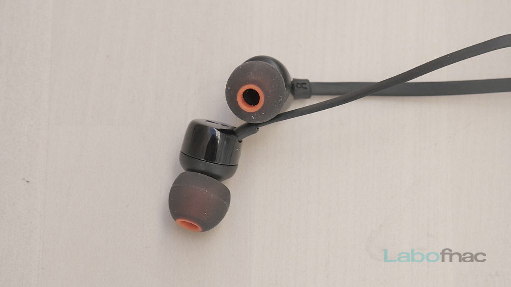 Test Labo des JBL T110 des intras à emporter partout