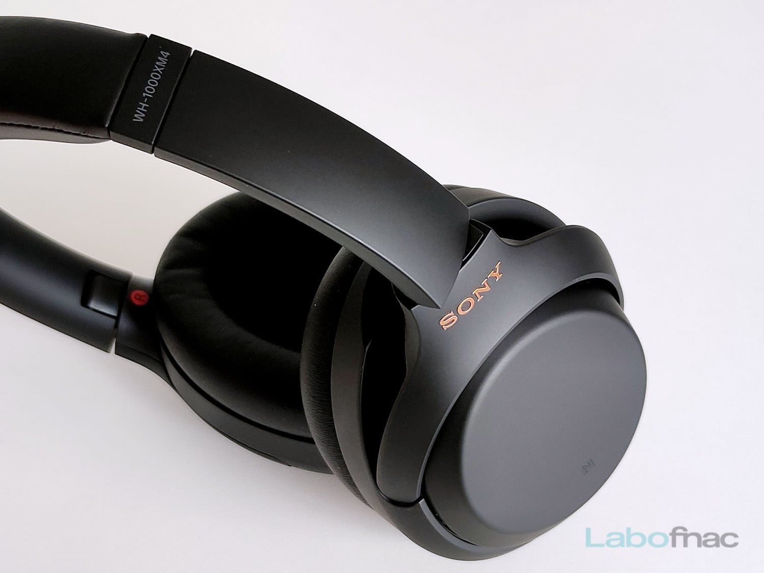 Test Sony WH-1000XM4 : la vraie Hi-Res audio avec assistant vocal