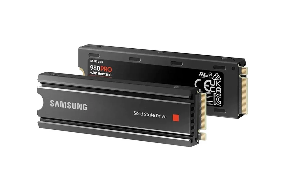 Le Samsung SSD 980 Pro évolue avec un dissipateur pour plaire à la PS5