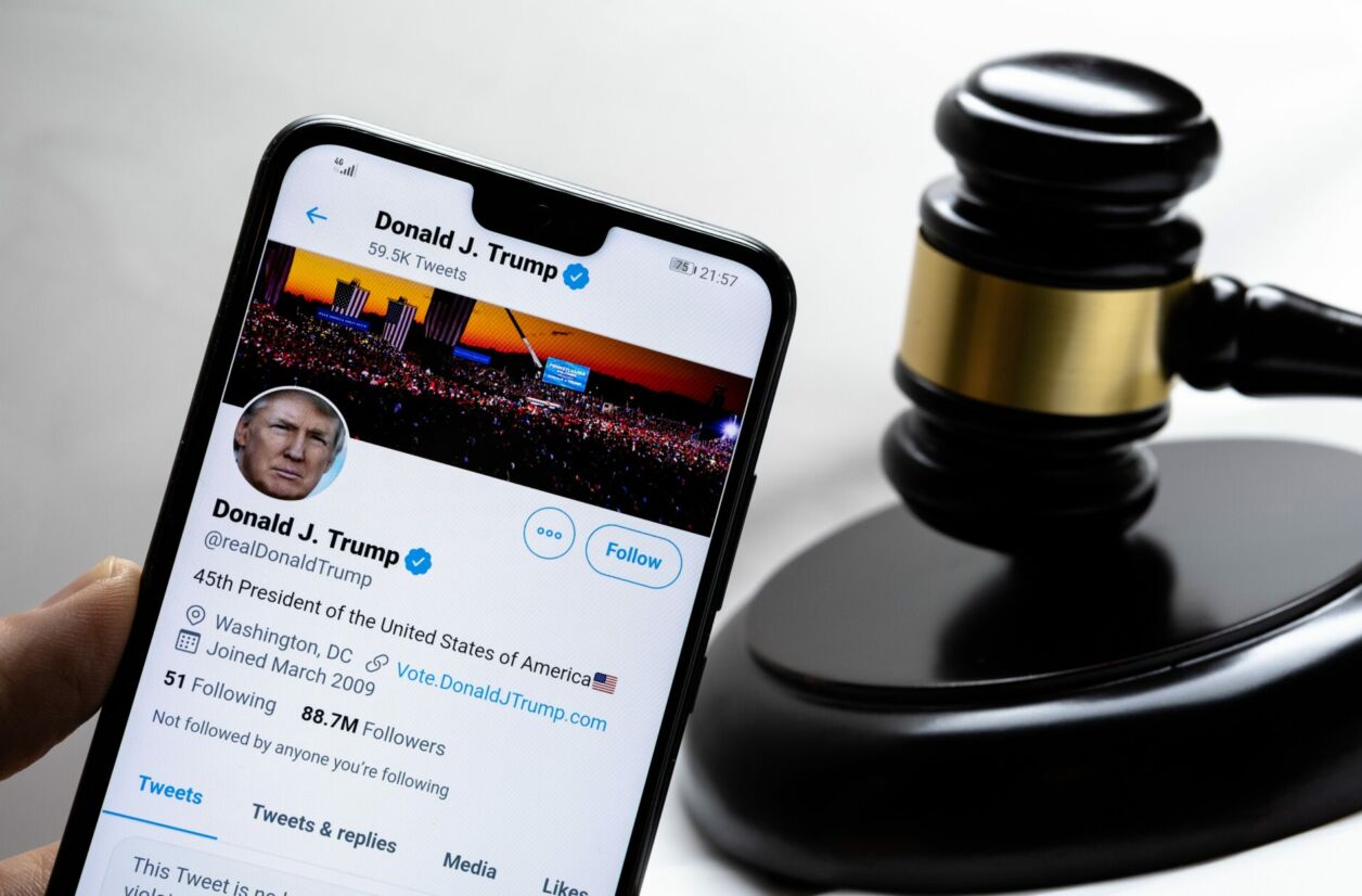 Un tribunal empêche l'ancien président de revenir sur Twitter. 