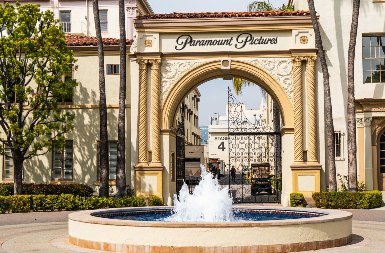 La célèbre entrée des studios Paramount à Los Angeles