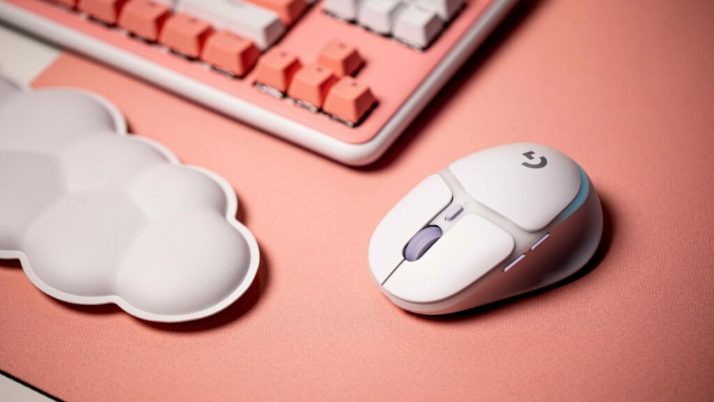 Microsoft lance une gamme d'accessoires pour claviers et souris inclusifs