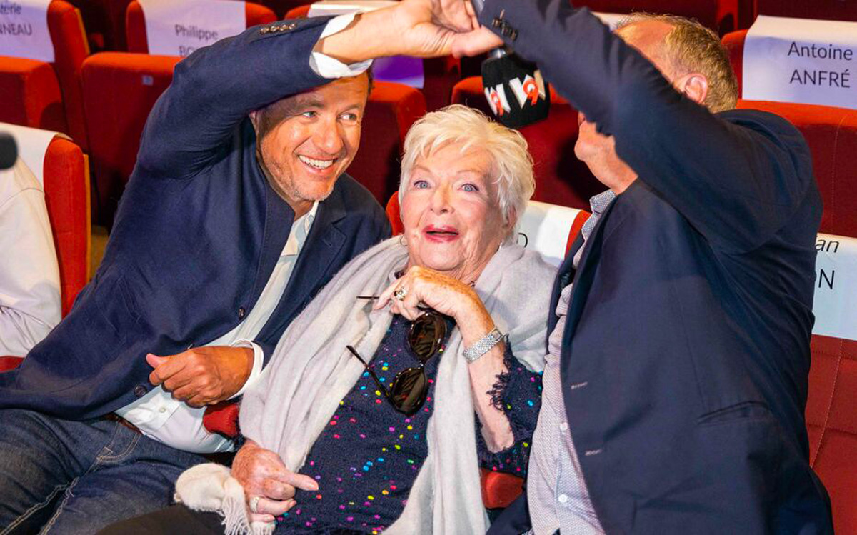 L'acteur et réalisateur Dany Boon et l'actrice et chanteuse Line Renaud lors de l'ouverture du 15e Festival du film d'Angoulême.