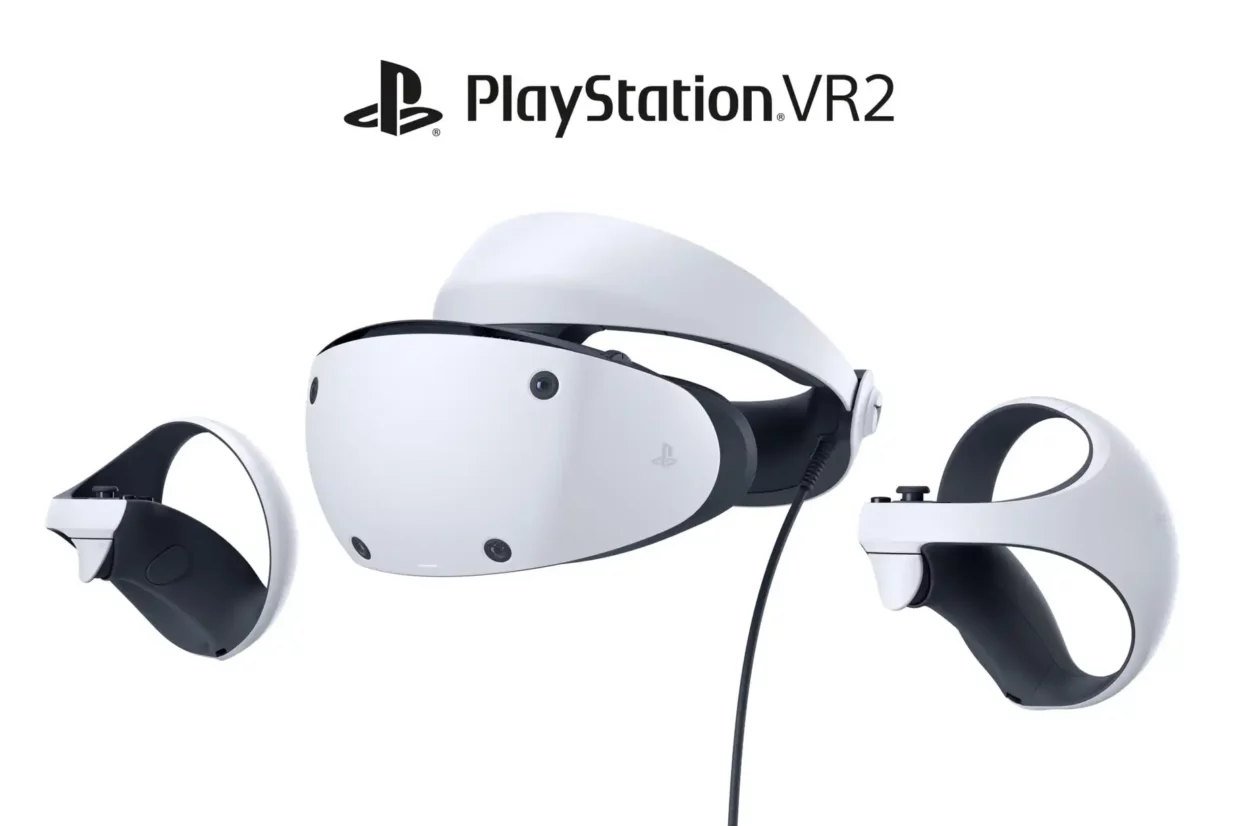Le casque PS VR2 et ses manettes Sense.