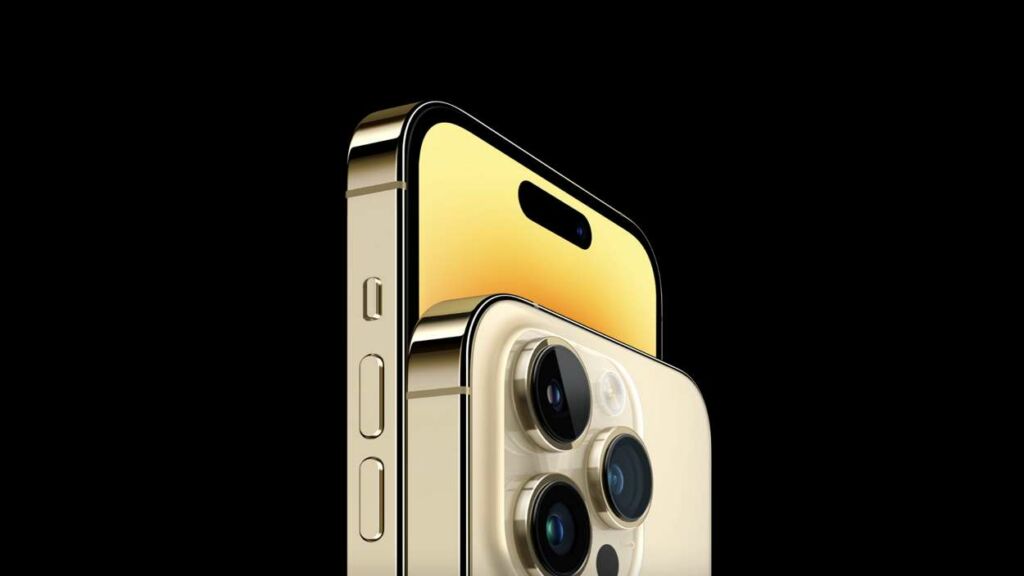 L'iPhone 14 Pro dans sa version or avec son poinçon, son affichage permanent et son écran ProMotion 120 Hz.