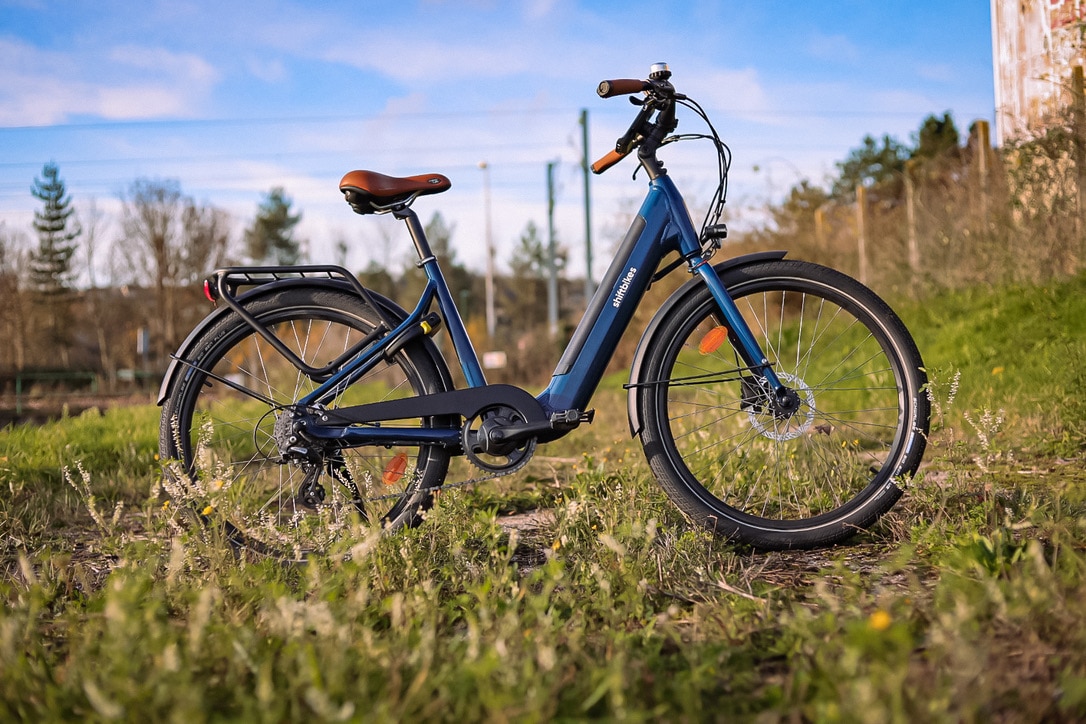 Shiftbikes est une nouvelle marque de vélos électriques français equi veut se poser en représentante de la fiabilité de la mobilité urbaine. 