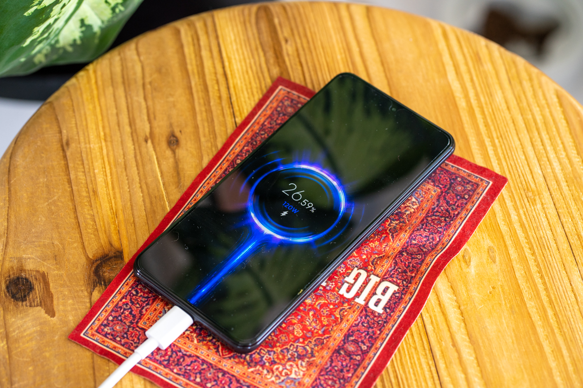 Wifi vs 5G : quelle connexion consomme le plus sur votre smartphone ?