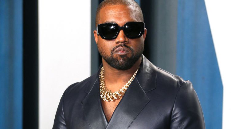 Kanye West : Twitter et Instagram suspendent les comptes du rappeur