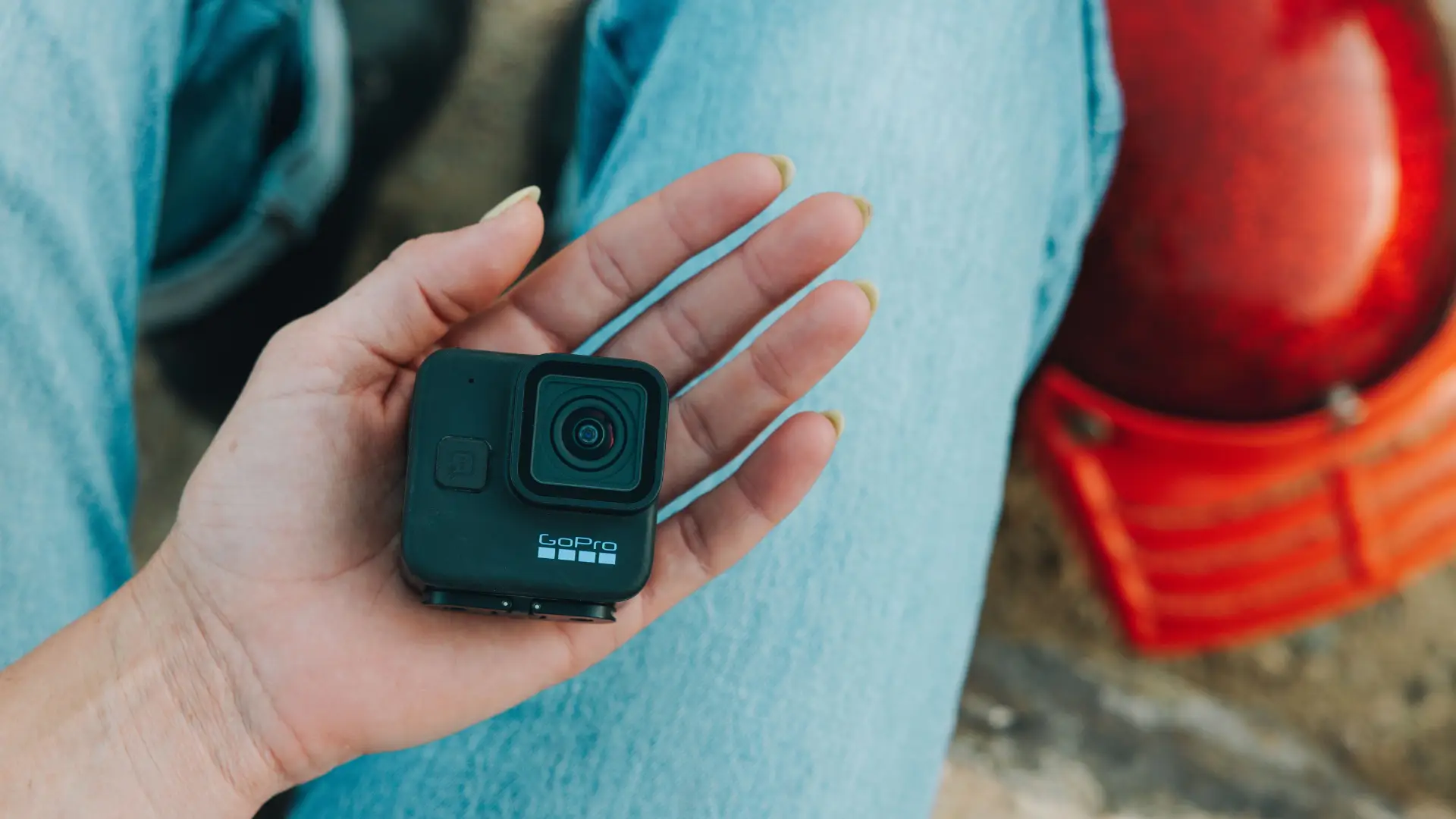Moins chère et plus compacte, l'action cam GoPro Hero11 Black Mini est  disponible