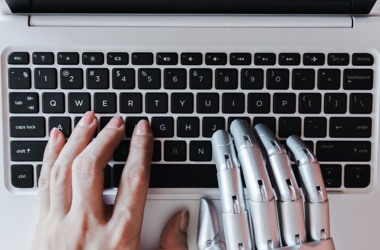AI Writing : quand l'intelligence artificielle prend la plume