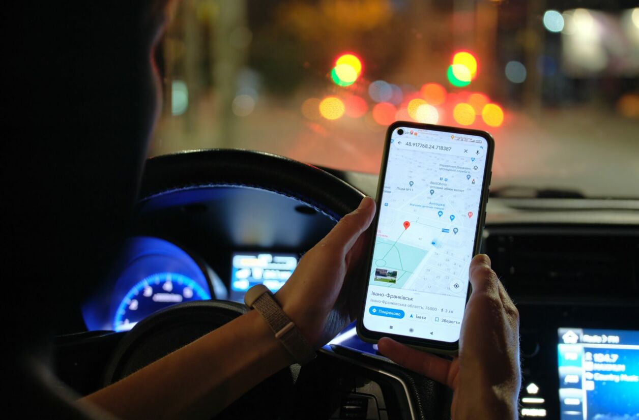 Google Maps étant très utilisé par les usagers de voitures, l'application de Google veut apporter plus d'aide personnalisée pour tous les types de véhicules.  