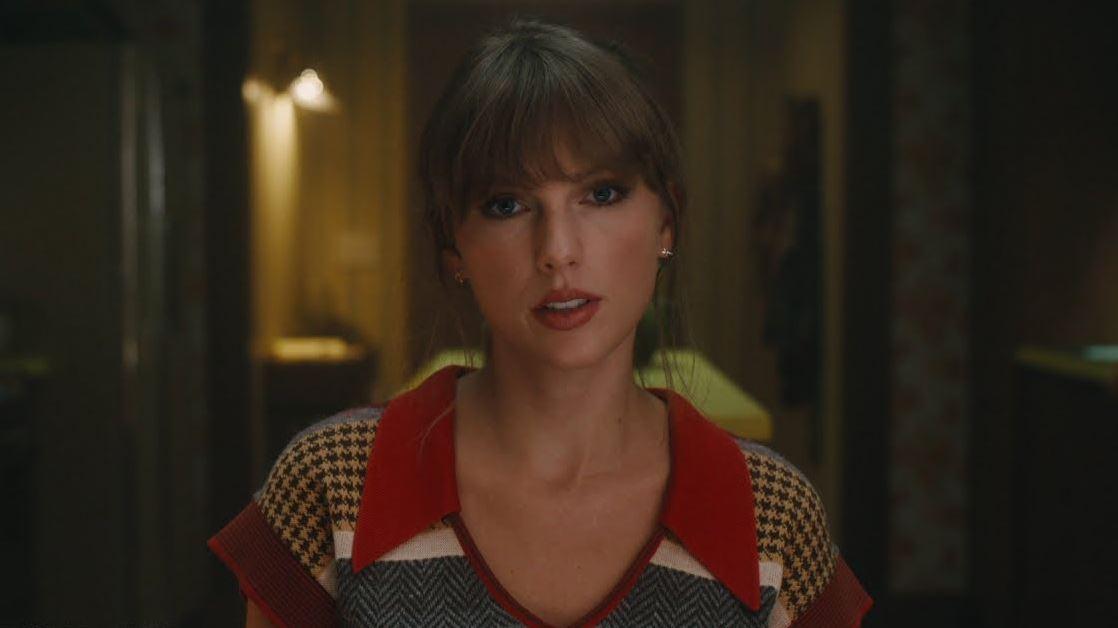 Taylor Swift dans le clip Anti-Hero. © Republic Records