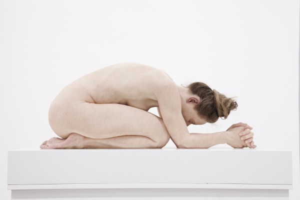 Jinks, “Untitled (Kneeling Woman)”, 2015, silicone, pigment, resin, human hair, 30x28x72 cm.