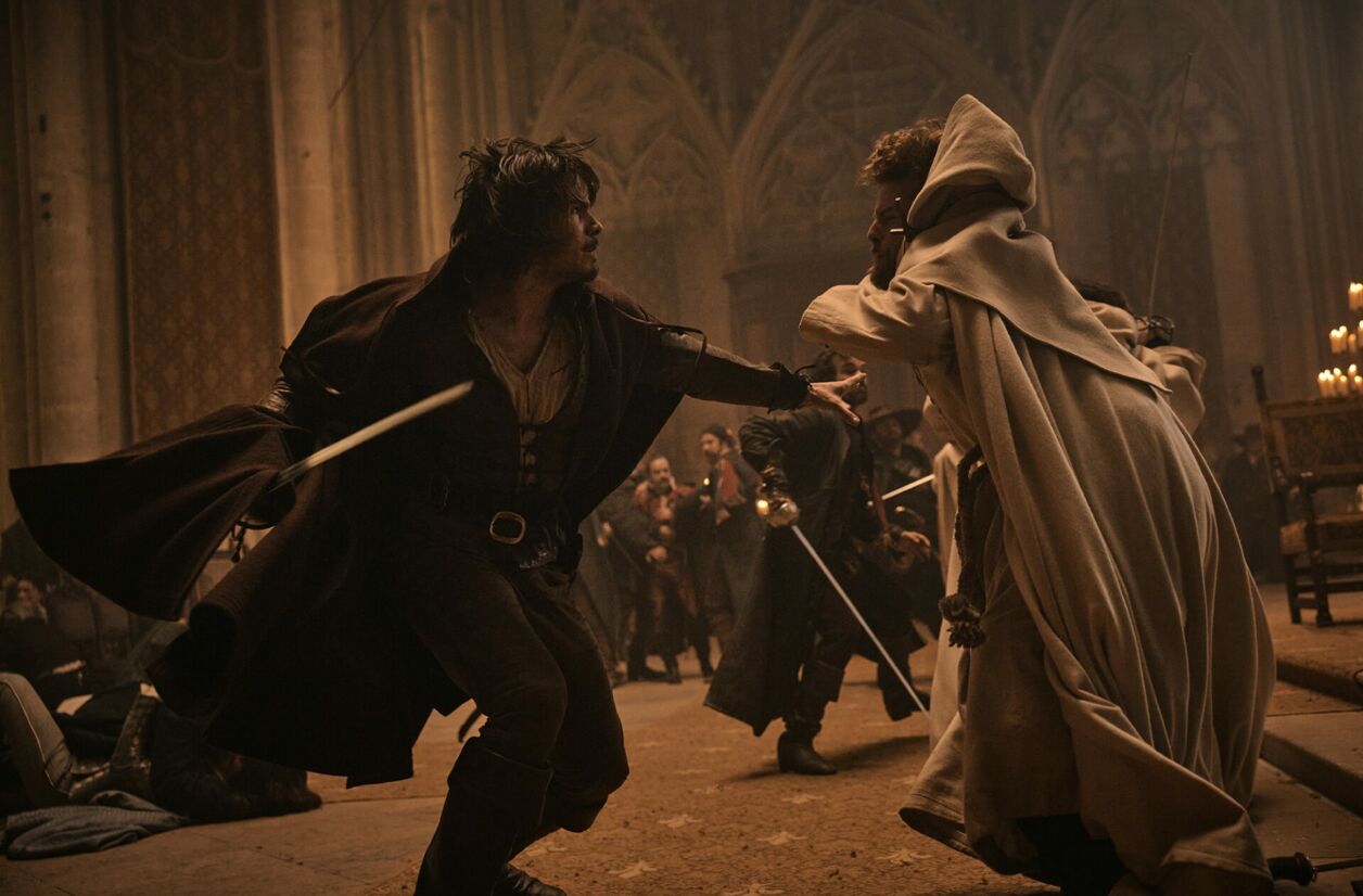 François Civil incarne D'Artagnan dans le film Les Trois Mousquetaires. © Pathé 
