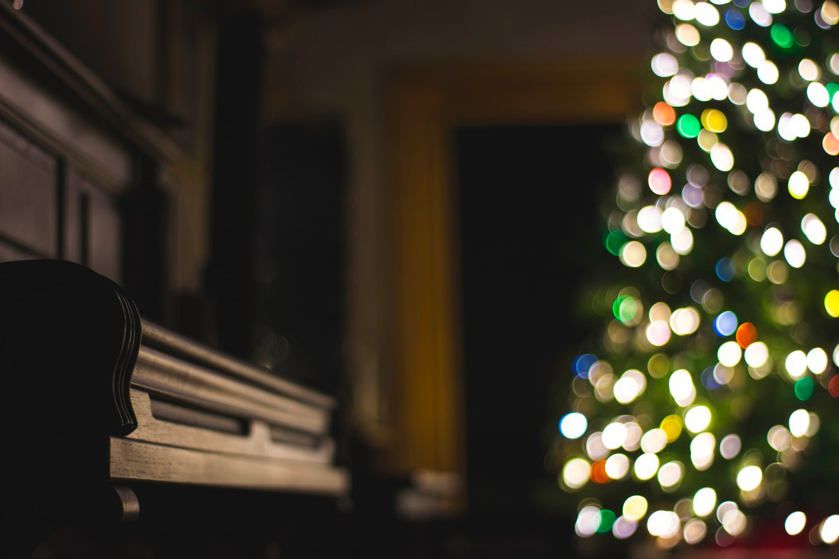 L'Éclaireur a sélectionné quelques musiques festives pour cette fin d'année.