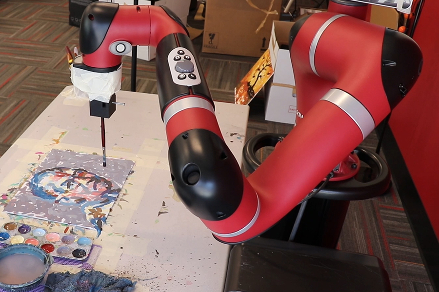 Face aux inquiétudes, l'équipe à l'origine du projet assure que le robot ne remplacera pas les artistes.