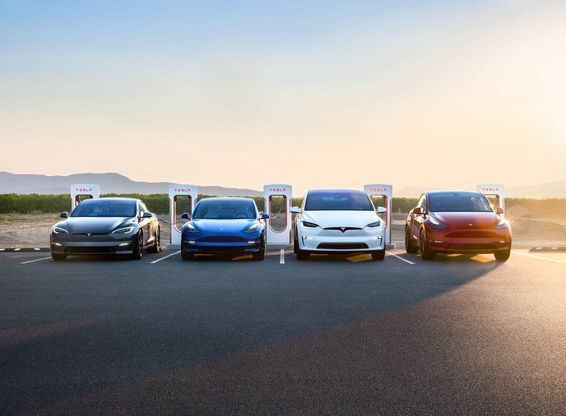 Supercharger : la borne ultrarapide de Tesla pour voiture électrique est  arrivée
