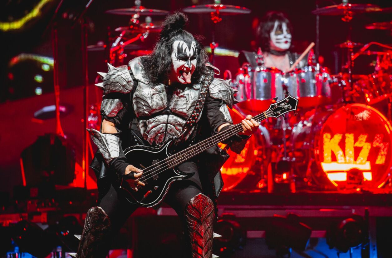 Le groupe de hard rock Kiss fera ses adieux à la scène en décembre 2023.