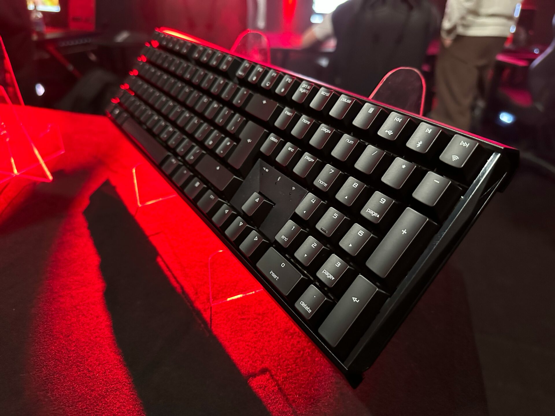 Cherry lance officiellement sa marque gaming Cherry Xtrfy avec 3 produits