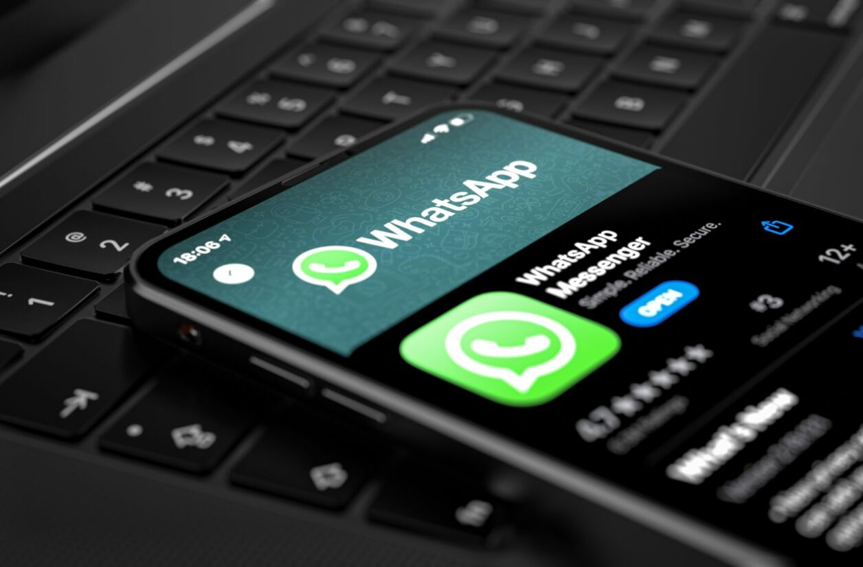 WhatsApp continue de proposer de nouvelles options pour protéger ses utilisateurs et utilisatrices. 