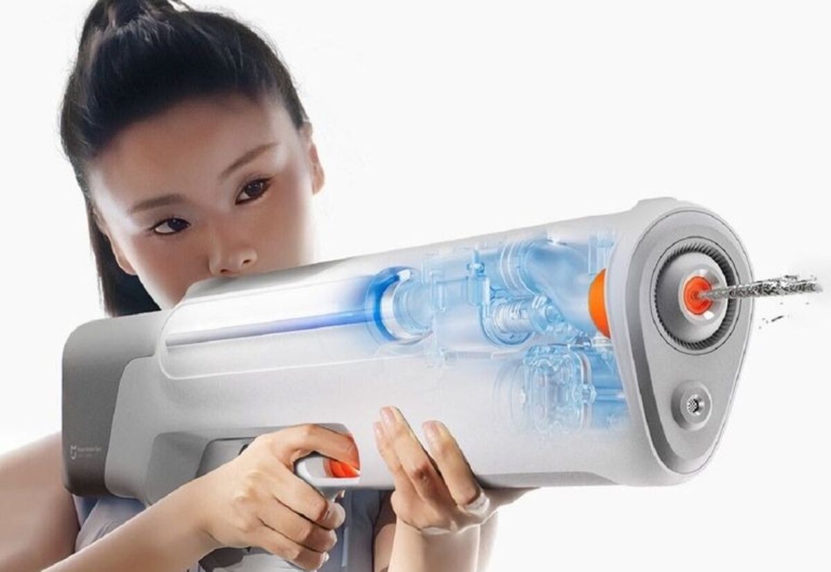 Ce pistolet à eau a été développé par Mijia, la filiale de Xiaomi s'occupant des produits connectés hors smartphones ou tablettes. 