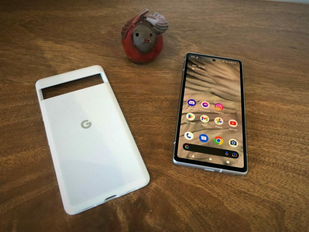 Prise en main du Google Pixel 7a : un milieu de gamme difficile à détrôner