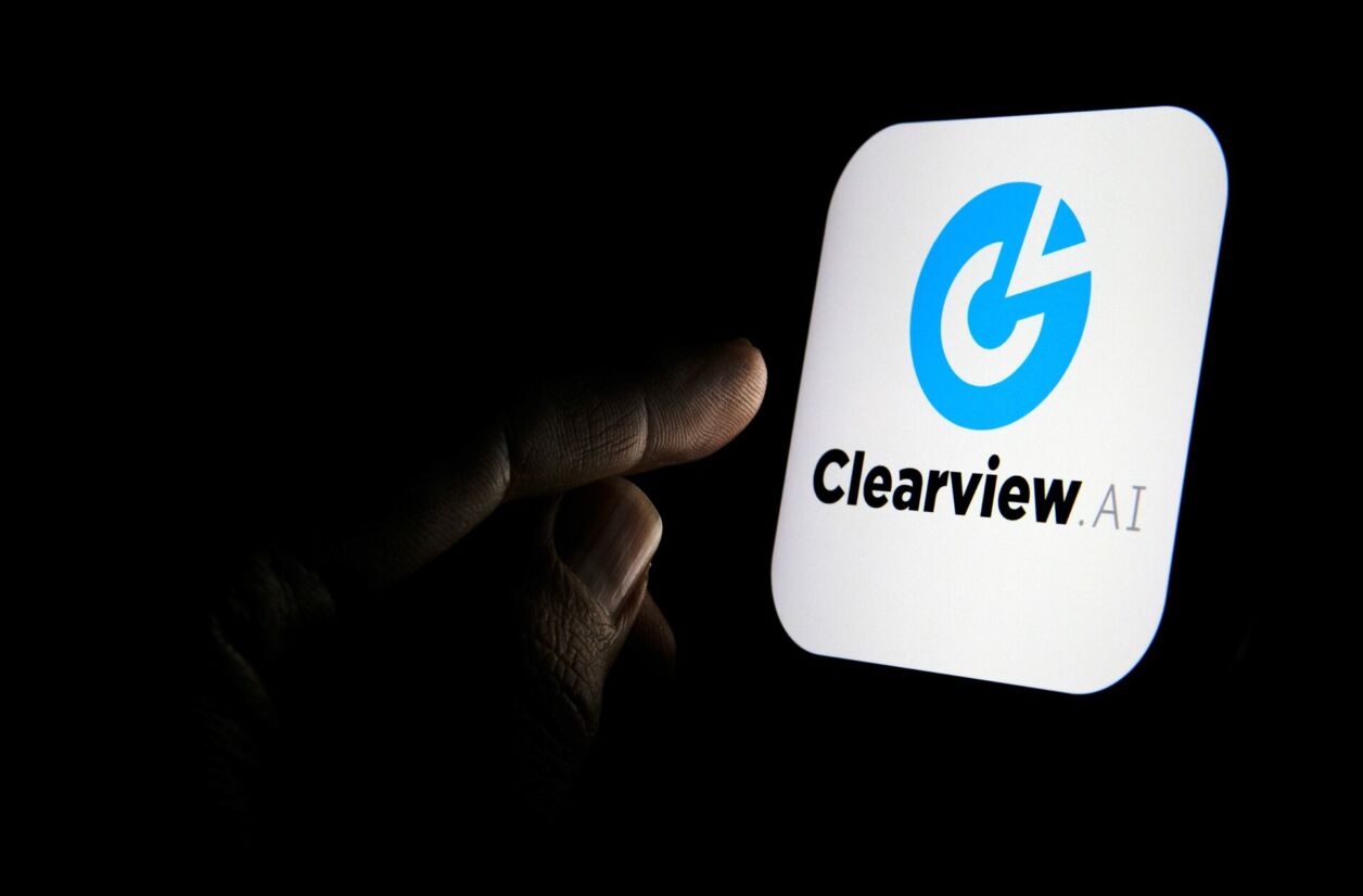 Le PDG de Clearview avait affirmé en octobre que la société n'était pas prête à obéir à l'injonction de la Cnil.