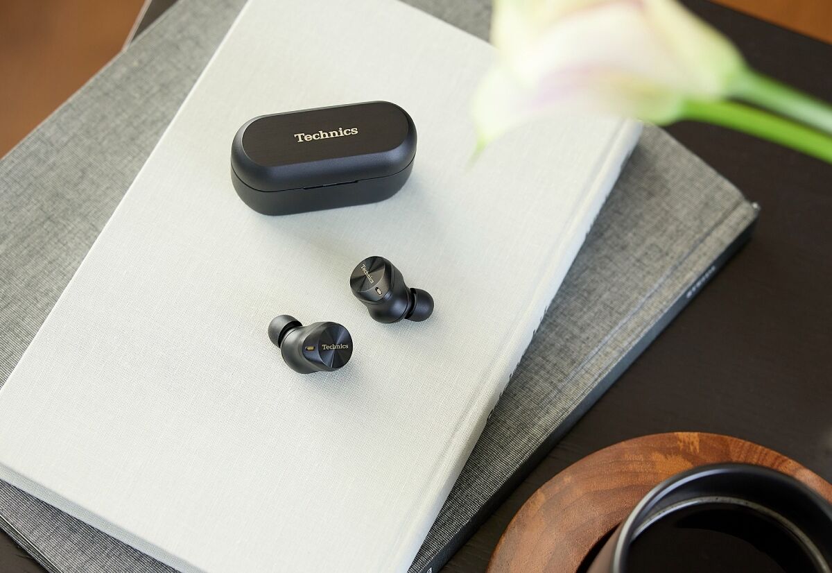 Les nouveaux écouteurs Technics promettent le meilleur son de la amrque et la meilleure réduction de bruit active du marché. 