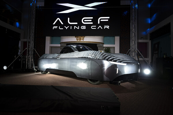 Alef Aeronautics affirme que plus de 440 réservations de son véhicule, vendu à 300 000 dollars, ont déjà été réalisées.

