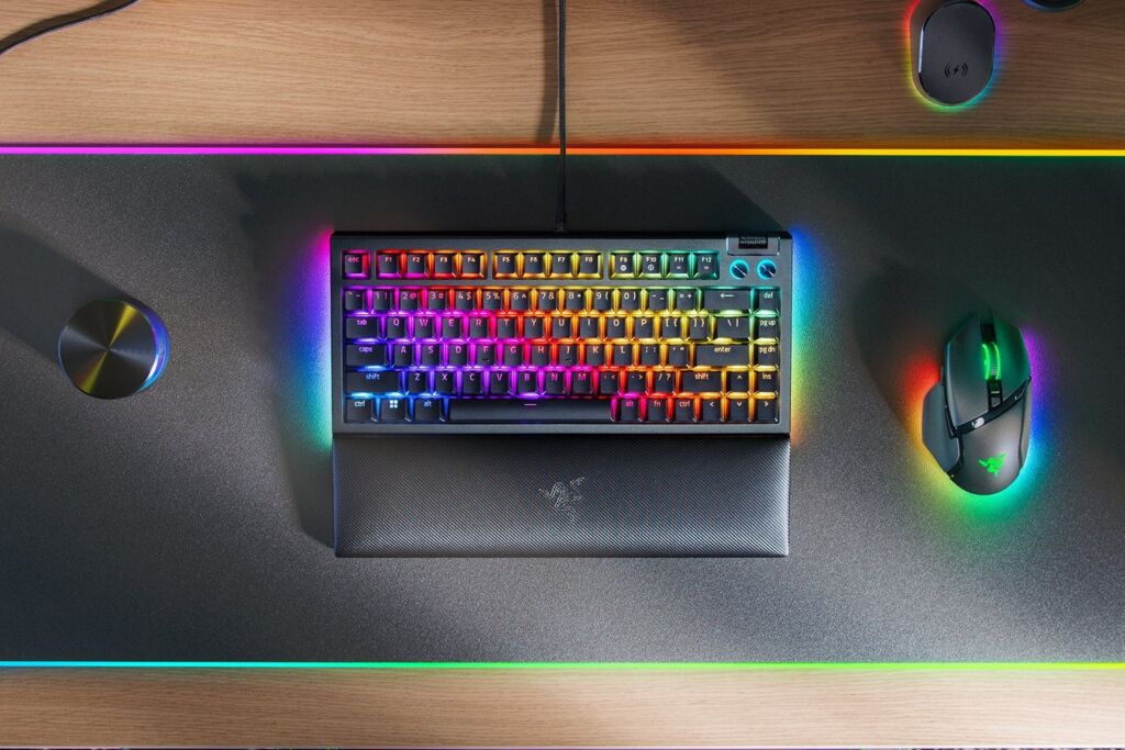 Razer Se Met La Mode Et Sort Un Clavier M Canique Blackwidow V