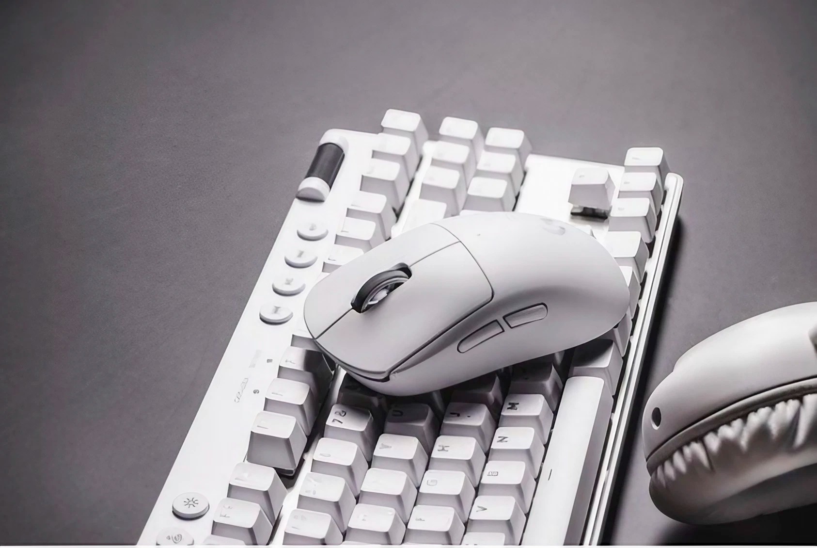 G915 TKL : Logitech dévoile une nouvelle version de son clavier sans fil  pour gamers 