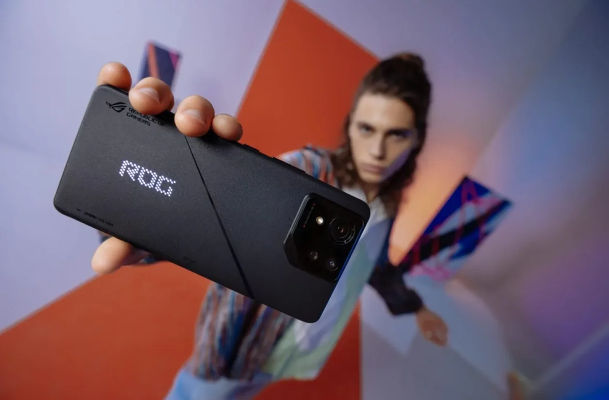 Asus lance son nouveau smartphone gaming ROG Phone 8 : nouveau design et IA au programme
