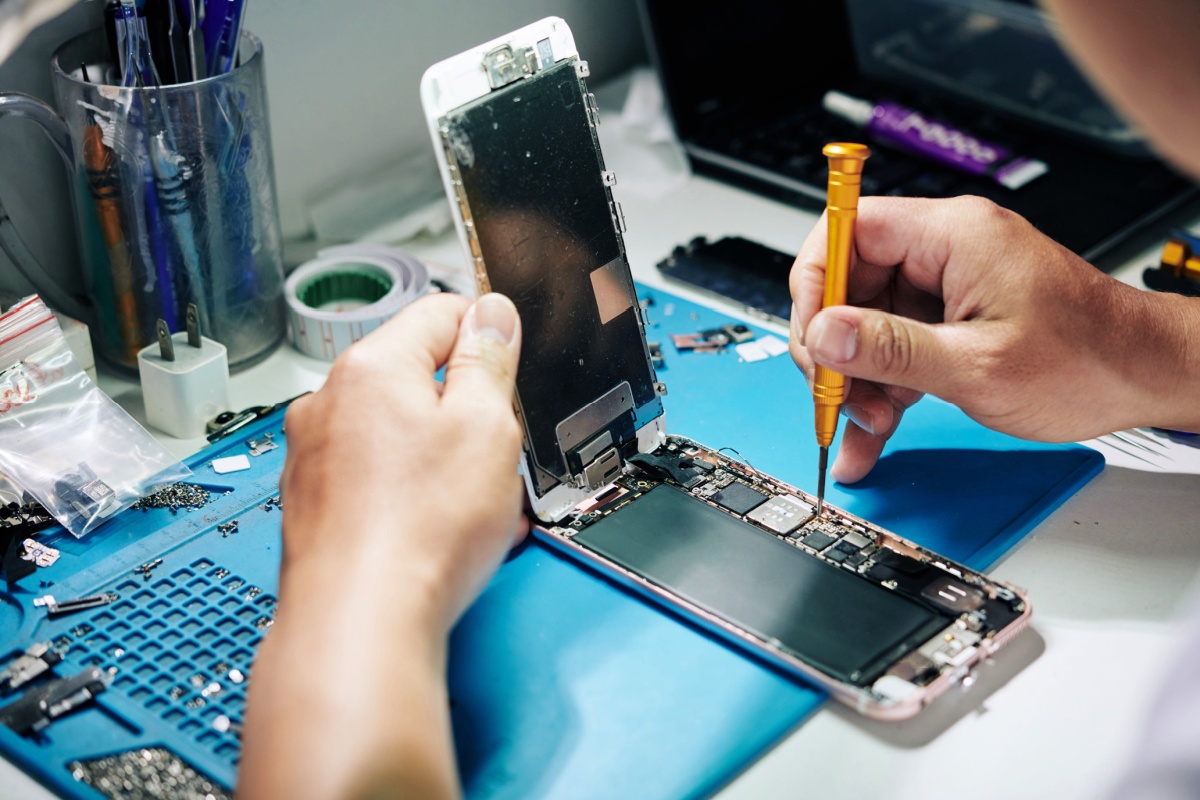 Réparation de smartphones : la bonne foi de Samsung remise en cause