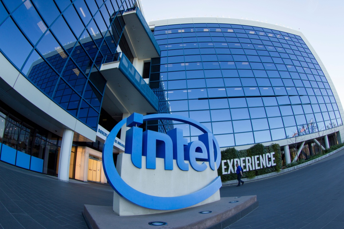 Intel a trouvé une solution pour ses processeurs défectueux (et licencie en masse)