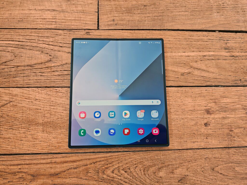 Samsung Galaxy Z Fold 6