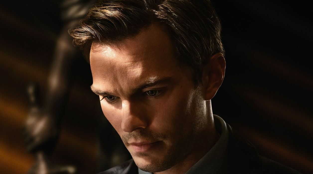 Nicholas Hoult dans “Juré n°2”.