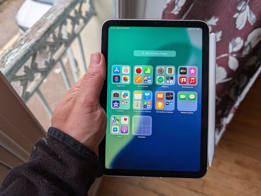 Apple iPad mini (2024)