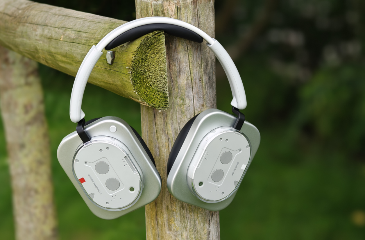 Le Nothing Headphone (1).