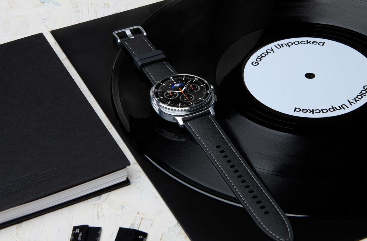 Prise en main de la Samsung Galaxy Watch8 Classic : élégante et complète, mais une autonomie moyenne