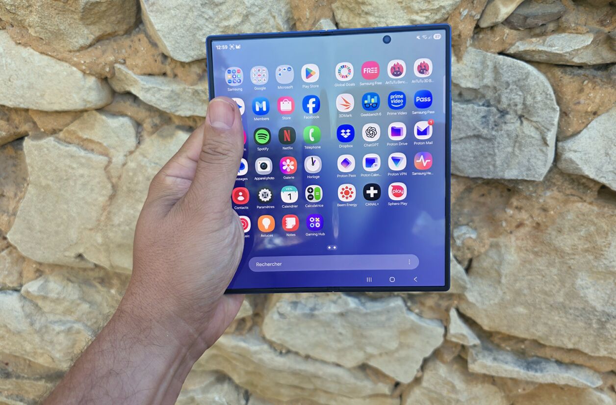 Le Samsung Galaxy Z Fold 7.