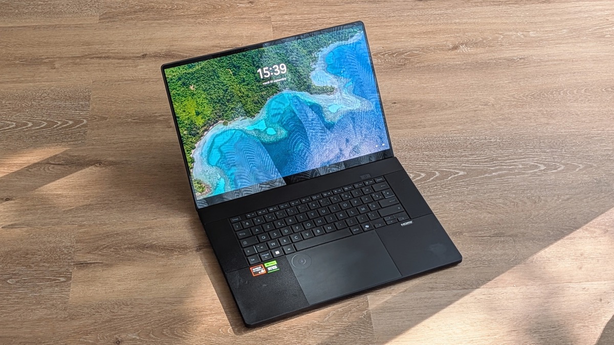 Prise en main de l’Asus ProArt P16 : le PC portable pour créateurs qui veut rivaliser avec le MacBook Pro M4 d’Apple