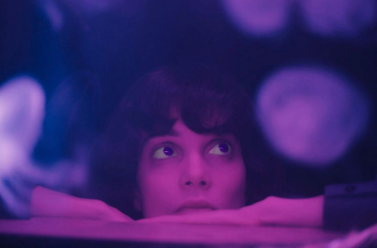 “Extra-lucide”, le 18 novembre 2025 sur OCS Séries.