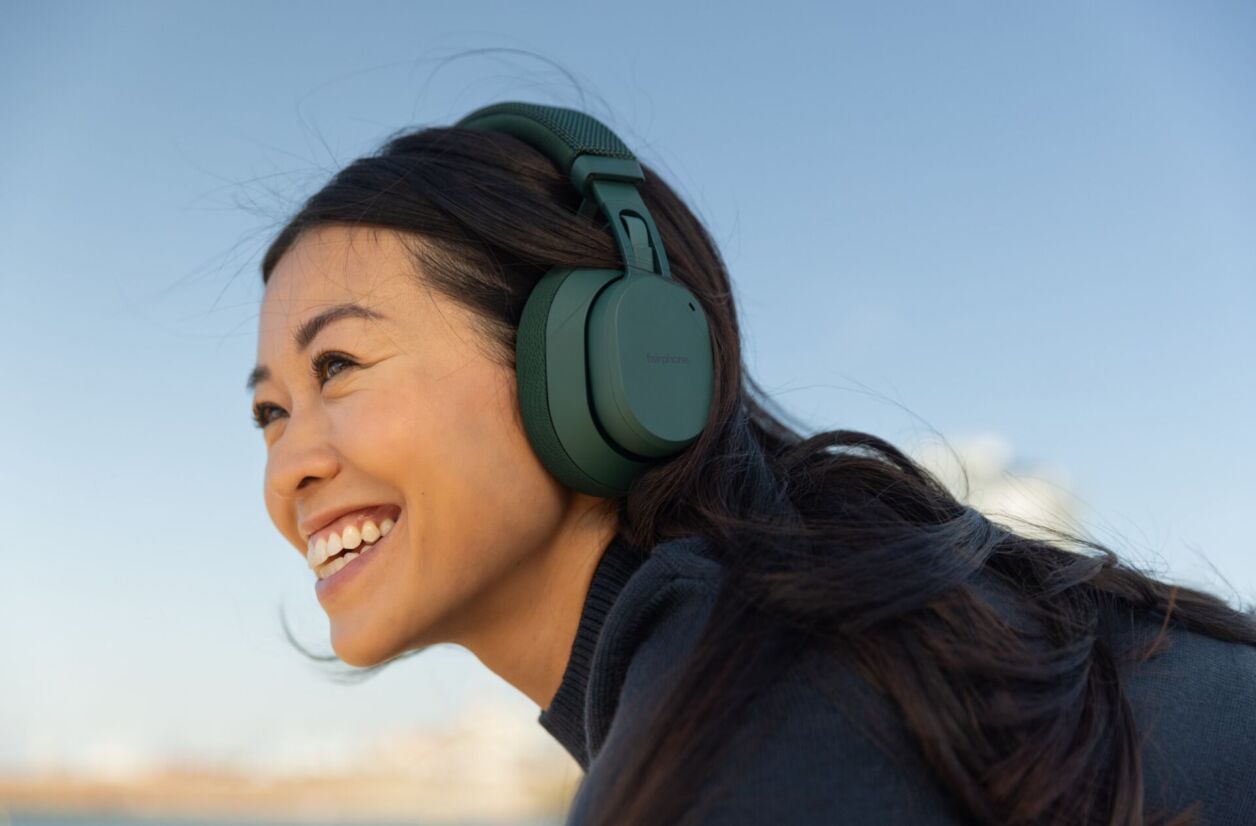 Fairphone innove avec un casque à réduction de bruit facile à réparer