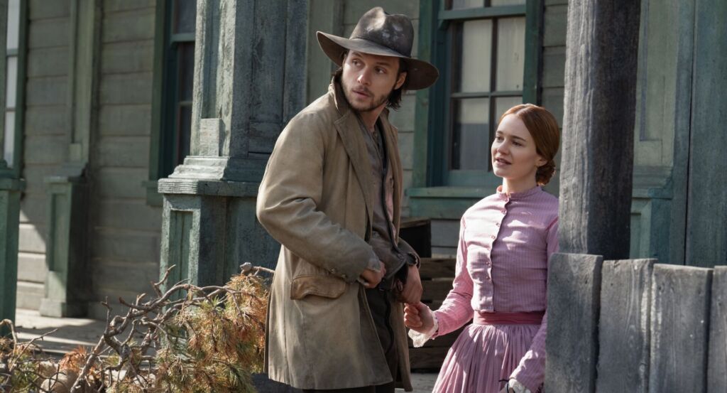 THE ABANDONS. (L to R) Nick Robinson as Elias Teller and Aisling Franciosi as Trisha Van Ness in Episode 101 of The Abandons. Cr. Michelle Faye/Netflix © 2024