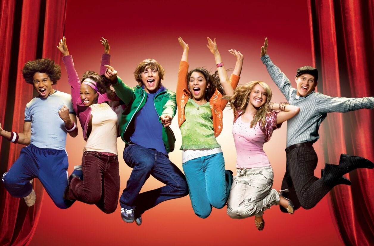 “High School Musical : premiers pas sur scène”.