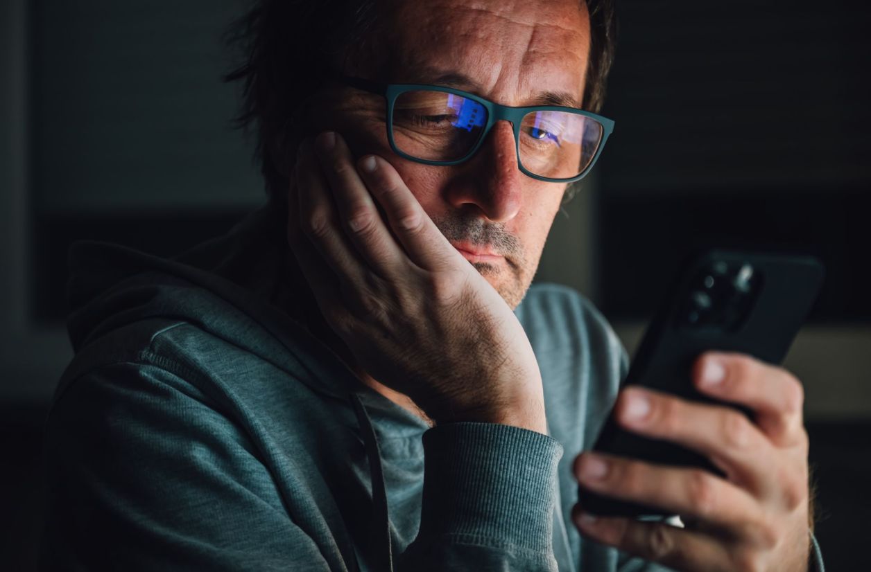 L'Europe veut la peau du “scrolling infini” des réseaux sociaux