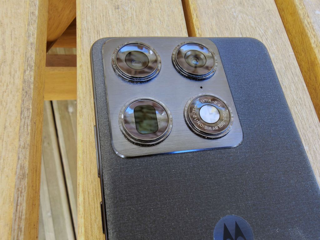 Motorola Signature