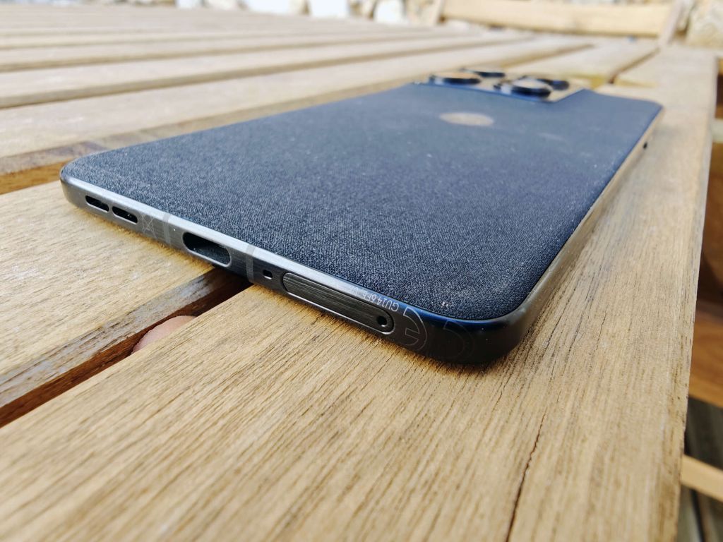 Motorola Signature